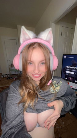 @sexting1y's telegram gallery - nude, porn, horny, pussy, Topless, Big Boobs, Blonde, Selfie (2/3)
