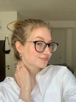 bellamyblarke814's snapchat gallery - sex, milf, sexy, Blonde, Selfie (3/5)