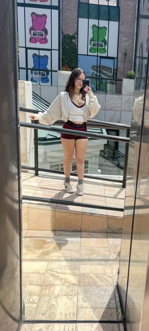 Candymeetup's whatsapp gallery - ass, horny, fuck (3/3)
