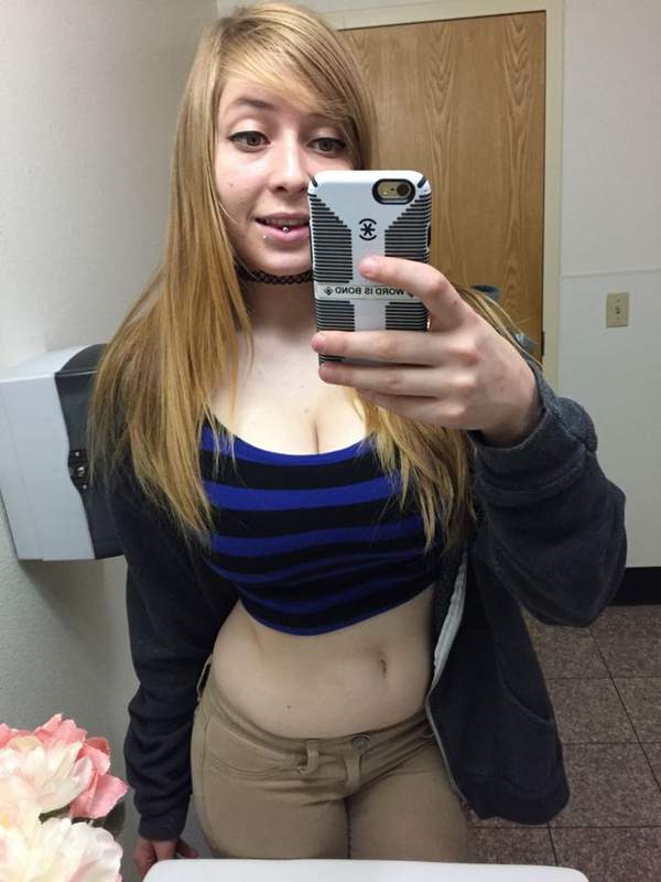 charlottey69's tiktok gallery - sex, horny, sexy (2/3)