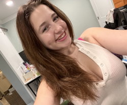 cutetina787@gmail.com's whatsapp gallery - Nudes, Topless, Curvy, Brunette, Selfie (2/3)