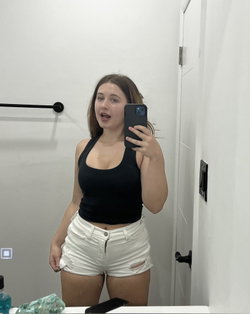 cutetina787@gmail.com's whatsapp gallery - Topless, Brunette (3/3)