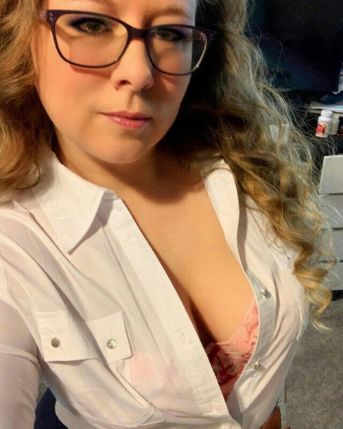 elainererry2's snapchat gallery - blowjob, horny, leaked (1/3)