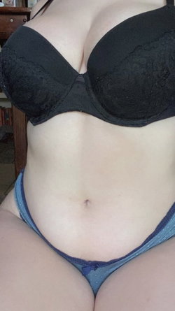 Erikalena1's telegram photo - Curvy, Big Boobs, Selfie