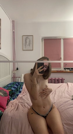 erikamolly's telegram photo - Topless, Thong, Selfie