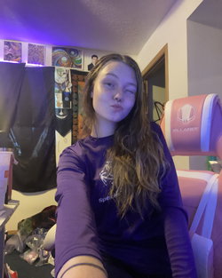 evelynx69's telegram photo - Selfie
