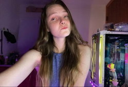 evelynx69's telegram photo - Brunette, Selfie