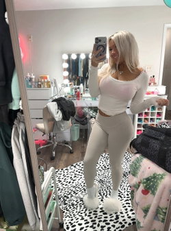 ᗷᗩi's telegram gallery - ass, pussy, fuck, Curvy, Blonde, Selfie, Tattoo (1/3)