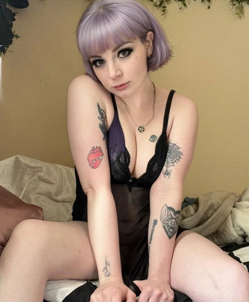 jane99777's telegram gallery - Topless, Curvy, Big Boobs, Selfie, Tattoo (3/3)