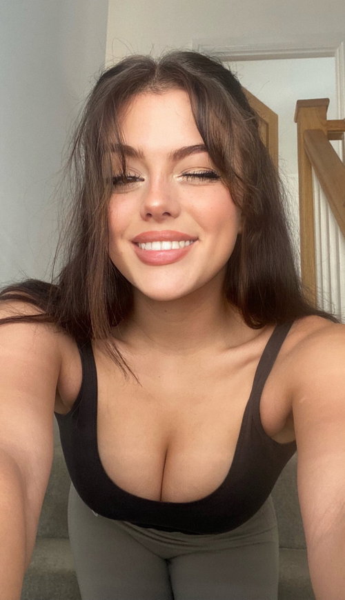 Jenifar's telegram gallery - boobs, pussy, anal (2/3)