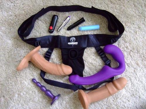 Dm me if you need session or you want to get owned by mistress