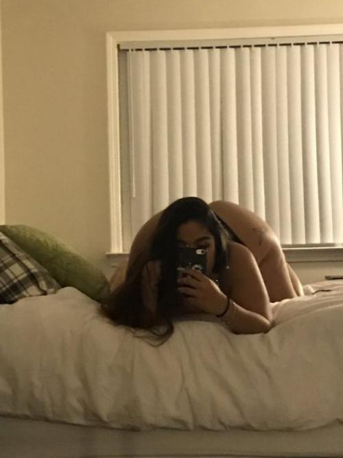 Im a horny girl with a hot Fantasy