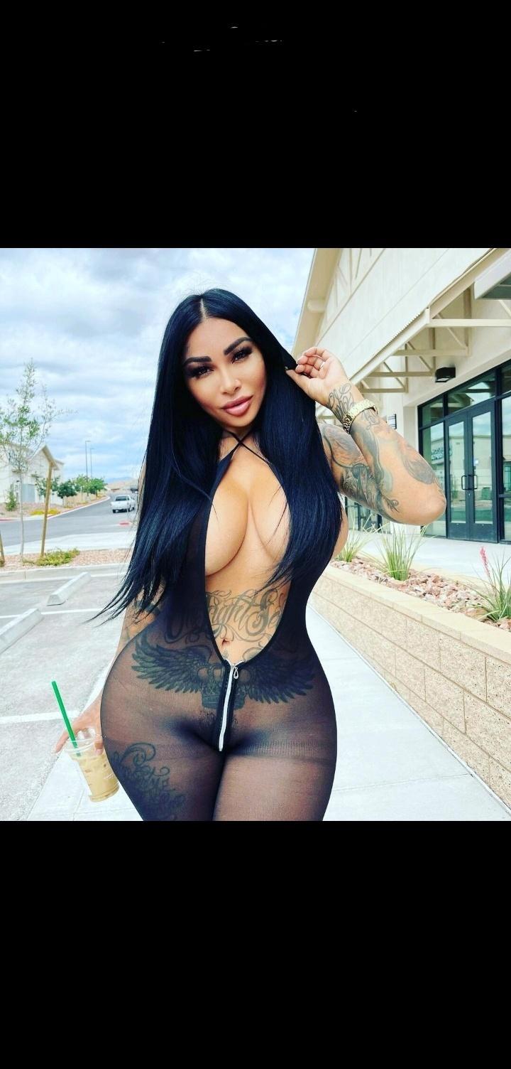Pics pussy horny nude I am available for your actions