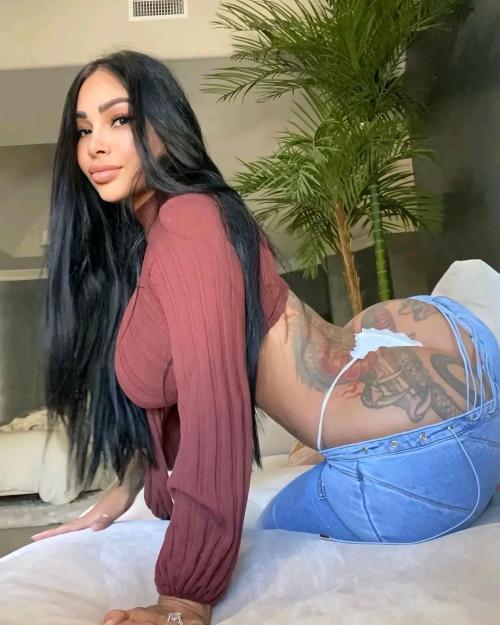 hornyy's kik photo - boobs, ass, sexy