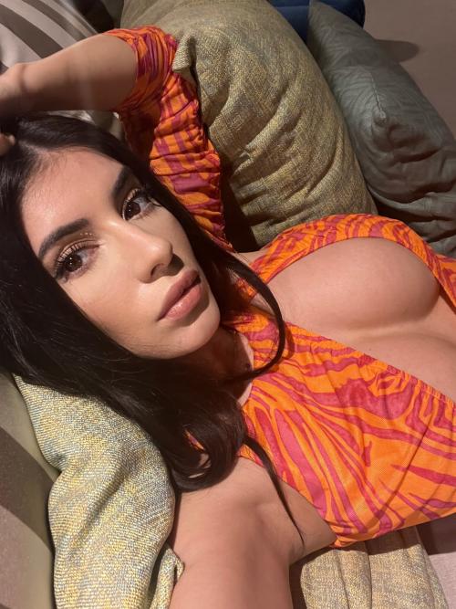 staciep's kik photo - boobs, horny