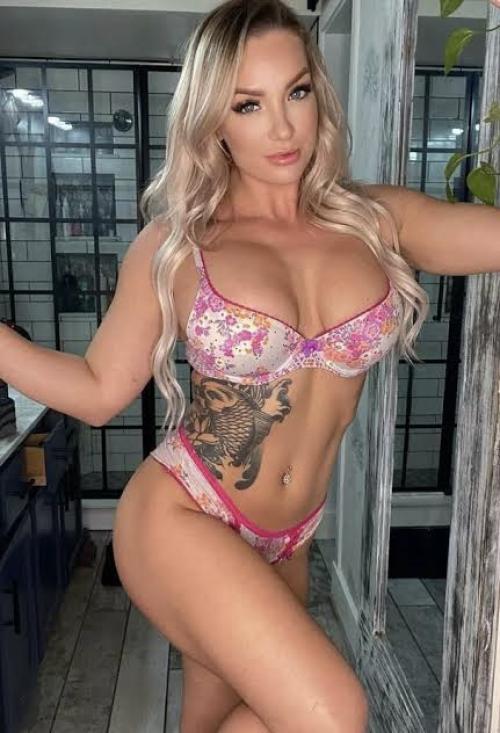 I’m horny available for hot sex