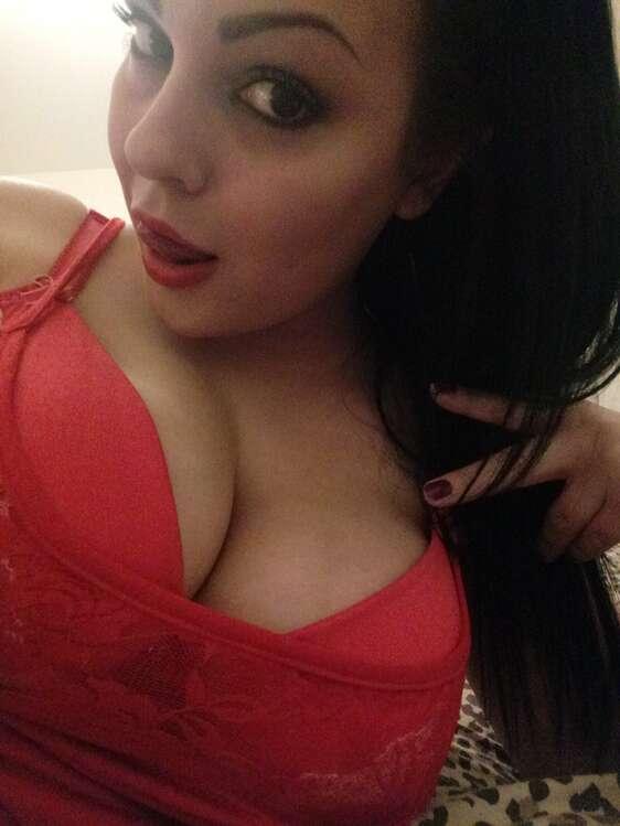 linjames20's kik photo - boobs, nude, pussy