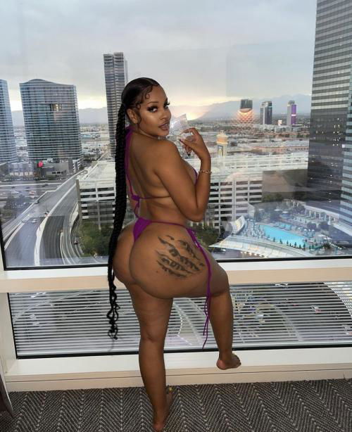 Am here available for hookup 24/7, Dm and let fuck eachother and enjoy