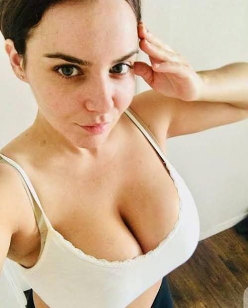 smithrose's kik photo - boobs, pussy, leaked