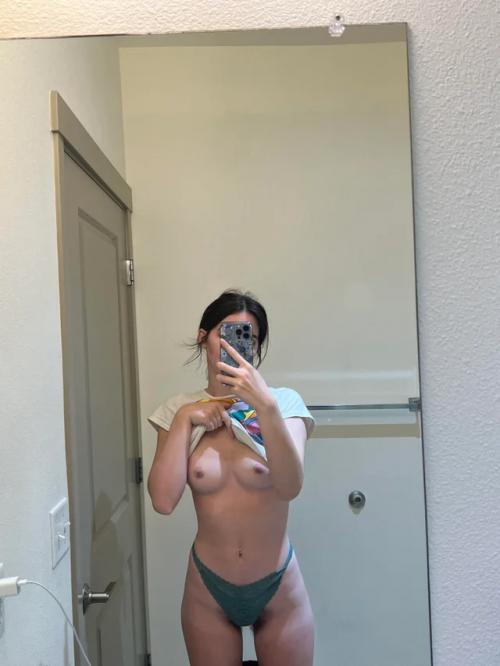 Kik annagraciex- true slut here, all you can see for free. Tell me what to do.