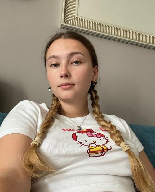 dani19lee's onlyfans photo - fingering, xxx, leaked