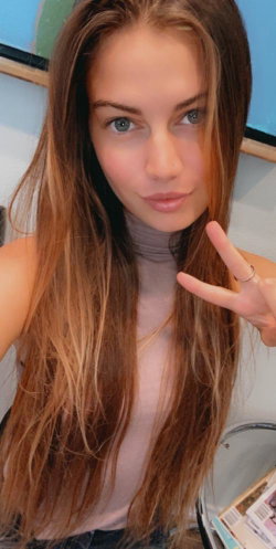 evajeix's kik photo - horny, dirty, xxx, Brunette, Selfie