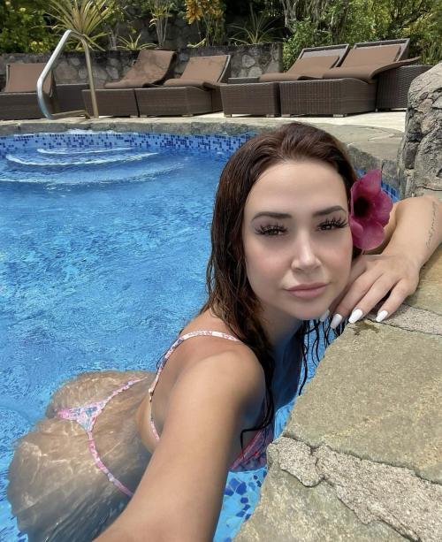 I’m available for hookup service
