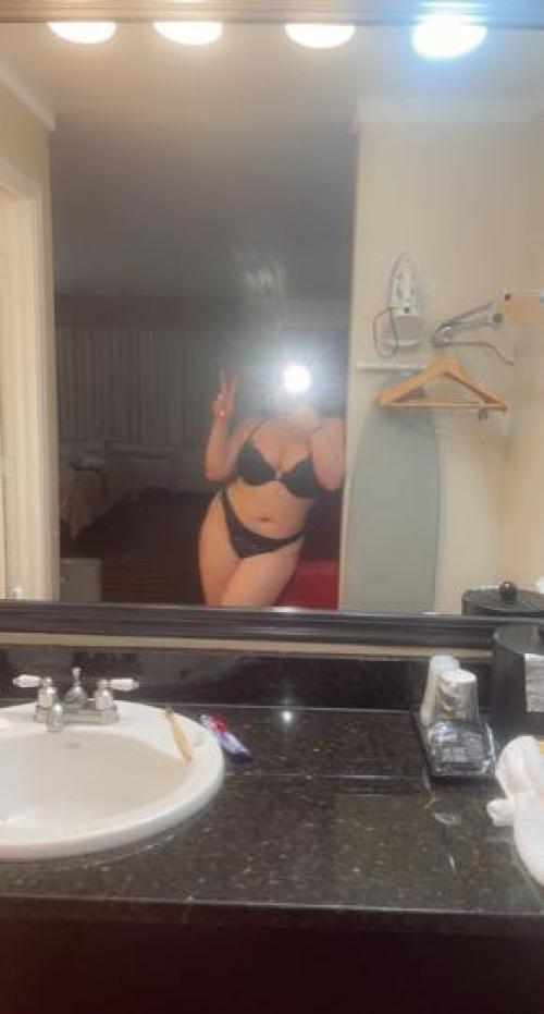 Only dating on kik : lisa197xx