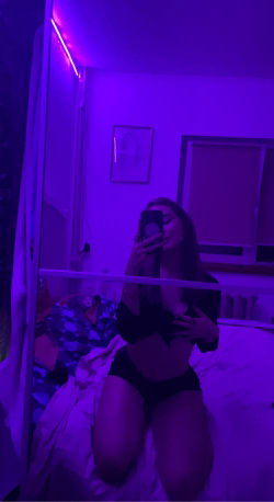 sonicebrianna's kik photo - horny, sexy, leaked