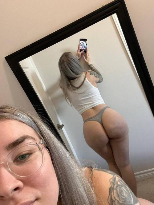 emilyxo0's kik photo - nude, horny, nsfw