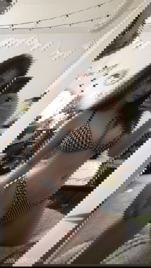 f19 let's strade nudes kik me emilylewd