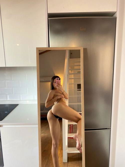 Add up on kik@ ka_te420 Available for hookup or purchase nudes.