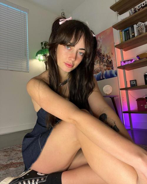 marylotts's kik photo - pussy