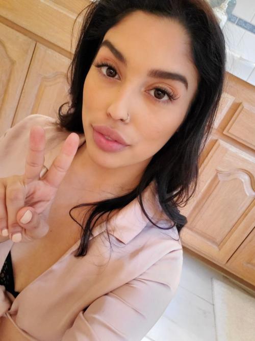 I am selling my dropbox add on my snap:jushi2e