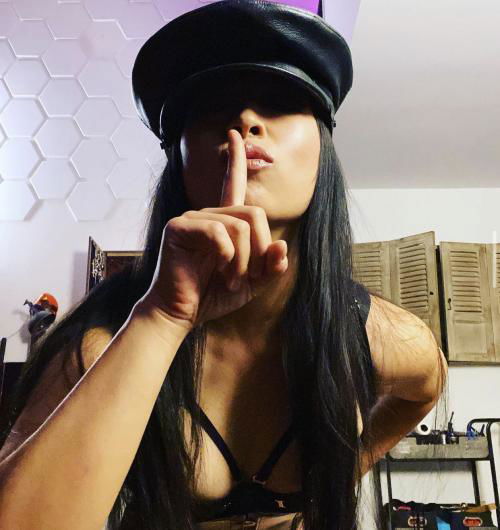Submissive slave needed to train and own as my personal