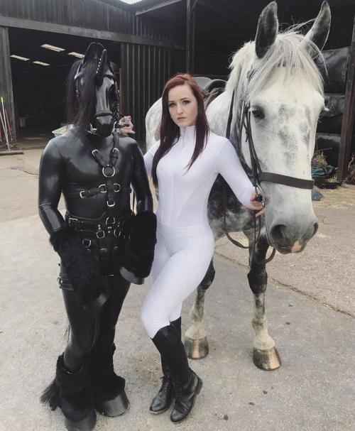 ashbabe011420's kik photo - slut, milf, nsfw