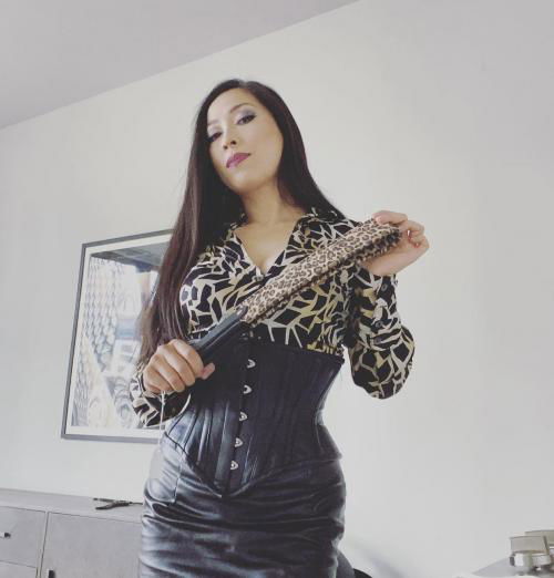Submissive slave needed