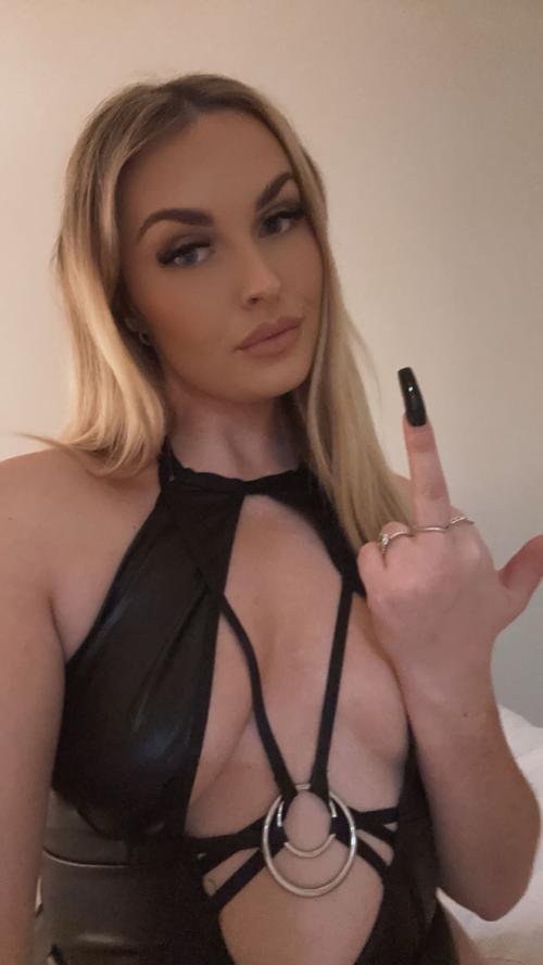 Serve me SLUT!