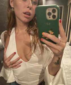 malwinajess's kik photo - boobs, ass, sex, Brunette, Selfie, Tattoo