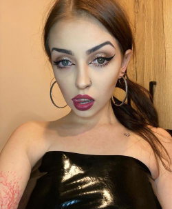 mistressclar's kik photo - fingering, slut, anal, Brunette, Selfie, Tattoo