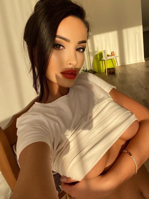 babyjenn9 is my kik