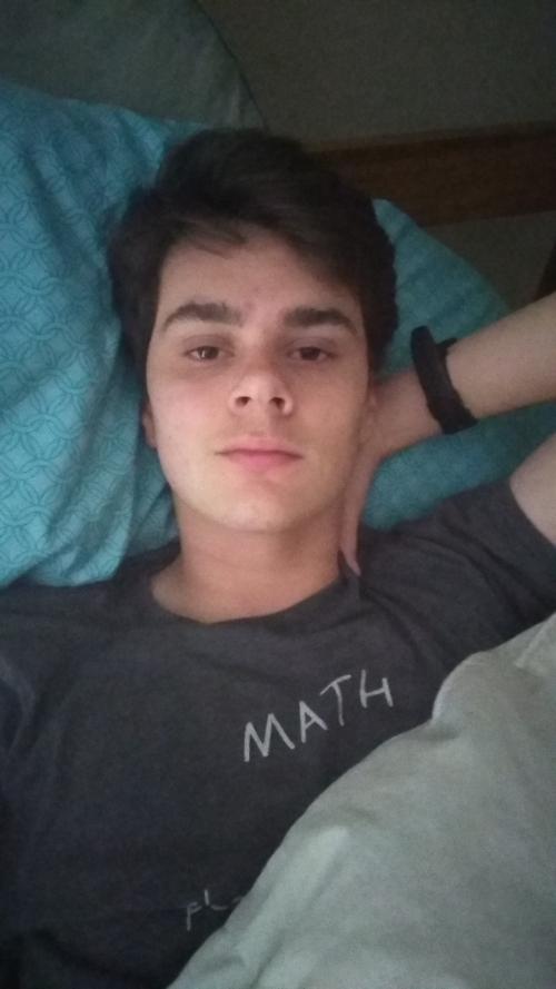 alexthegreet's kik photo - horny