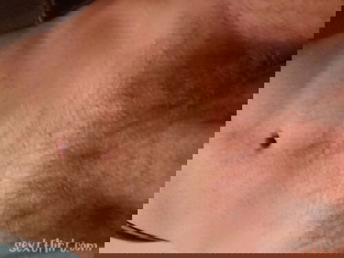 18m. Bored and horny. Girls hmu