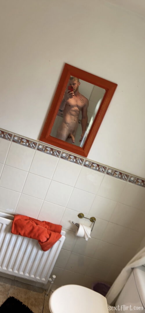 bordem4256's kik photo - nude, horny, nsfw