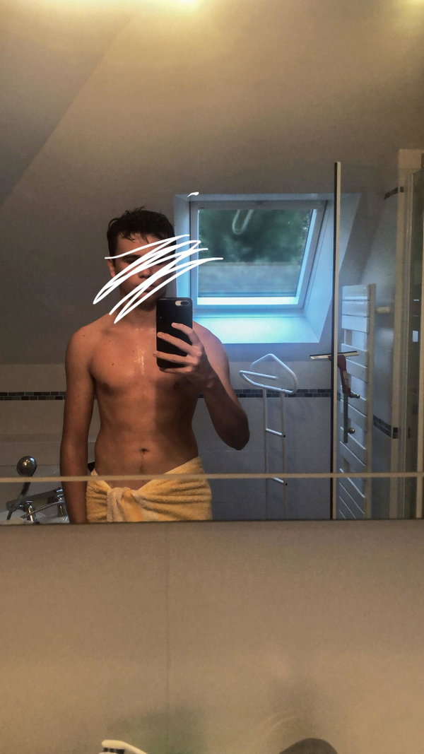 nicolas44's kik photo - nude, horny, sexy