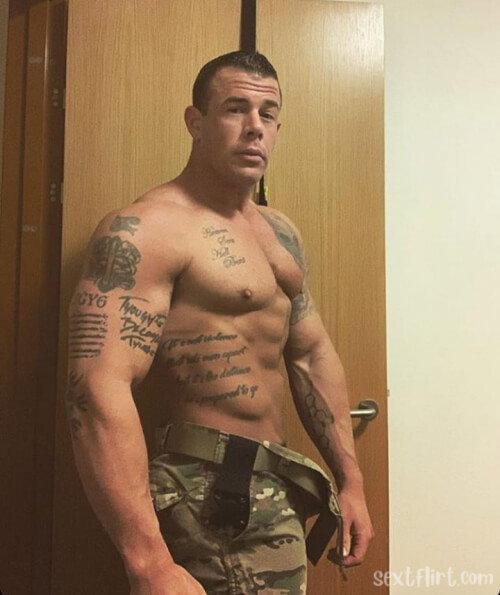 dannyhud22's kik photo - nude, horny, xxx