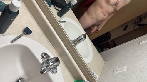 Hey can I have a hand I’m feeling horny would like to trade some pictures Kik 2Turtles322