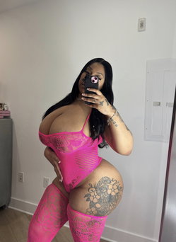 LadyKior's telegram gallery - boobs, ass, sex, Topless, Thong, BBW, Curvy, Selfie, Tattoo (1/3)