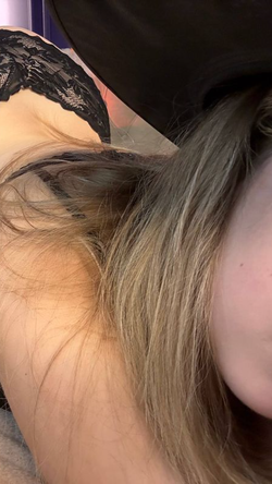 Luna02's snapchat gallery - Nudes, Thong, Curvy, Brunette, Selfie (2/3)