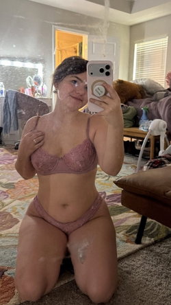 mandela82638's telegram gallery - Topless, Thong, Brunette, Selfie (4/5)